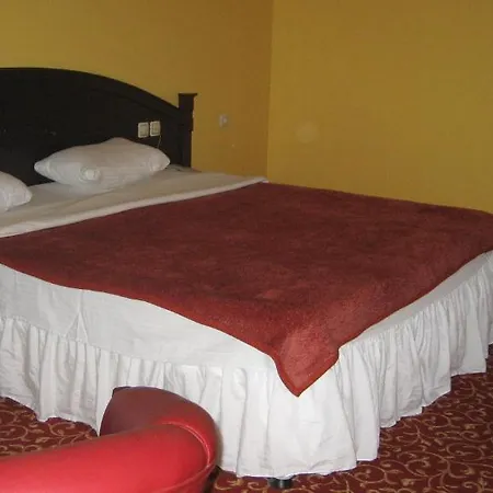 Camlik Genesis Otel *